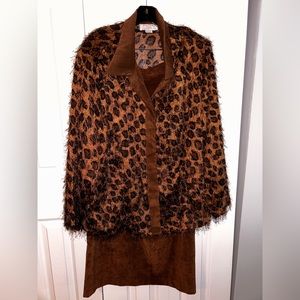 NEW, Two-piece dress plus size 24 women, Ultrasuede eyelash leopard, print, suit